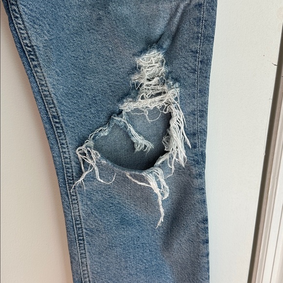 Agolde Riley Distressed Jeans - Picture 2 of 7